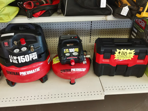 Pawn Shop «Roswell Pawn & Jewelry», reviews and photos, 615 Holcomb Bridge Rd, Roswell, GA 30076, USA