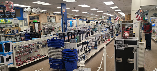 Electronics Store «You-do-it Electronics Center», reviews and photos, 40 Franklin St, Needham, MA 02494, USA