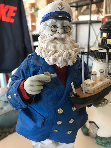 Thrift Store «Visalia Emergency Aid Council Thrift Store», reviews and photos