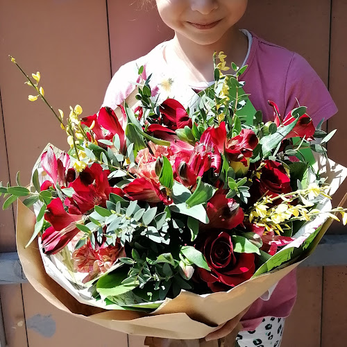 Hozzászólások és értékelések az Erzsi Virágboltja-ról