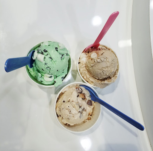 Ice Cream Shop «Creamistry Scottsdale Waterfront», reviews and photos, 7135 E Camelback Rd #151, Scottsdale, AZ 85251, USA