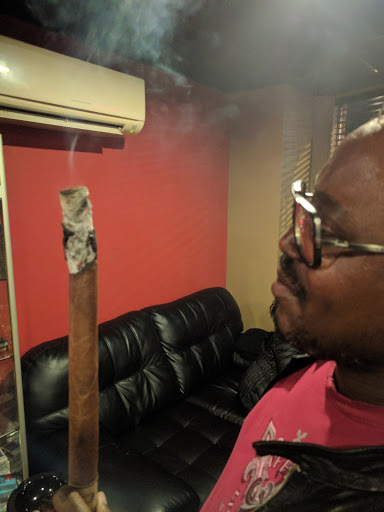 Tobacco Shop «Sikar cigar Lounge & Bar», reviews and photos, 1624 Delaware Ave, Wilmington, DE 19806, USA