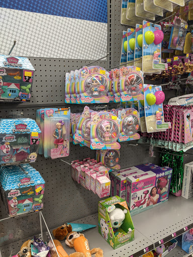 Variety Store «Five Below», reviews and photos, 2145 S Telegraph Rd, Bloomfield Hills, MI 48302, USA