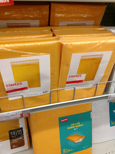 Office Supply Store «Staples», reviews and photos, 755 Lancaster Ave, Bryn Mawr, PA 19010, USA