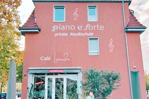 Café & Bistro "Lavanda" Berlin Reinickendorf image
