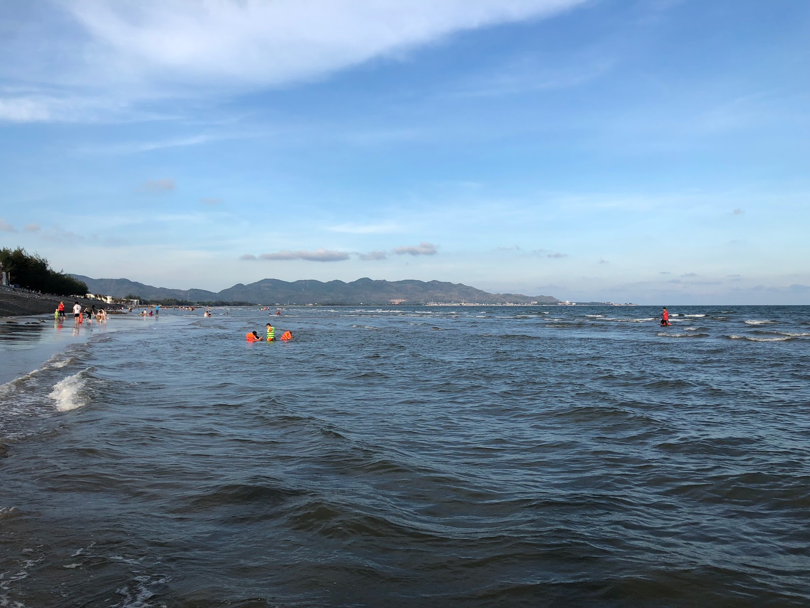 Foto van Embankment Phuoc Tinh voorzieningenruimte