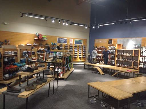 Camping Store «REI», reviews and photos, 400 El Paseo de Saratoga, San Jose, CA 95130, USA