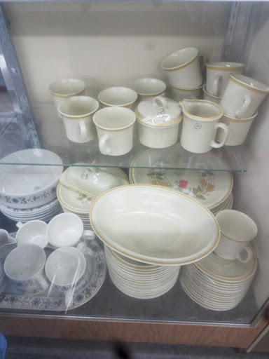 Thrift Store «Community Thrift Store», reviews and photos, 6015 Edgewater Dr, Orlando, FL 32810, USA