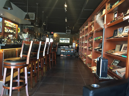 Cigar Shop «Mancave Cigar Lounge», reviews and photos, 2920 E Commercial Blvd, Fort Lauderdale, FL 33308, USA