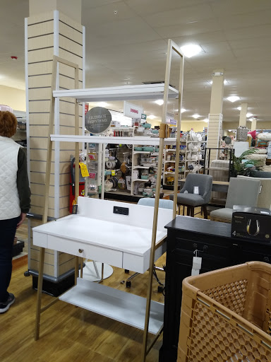 Home Goods Store «Homegoods», reviews and photos, 2597 N Decatur Rd, Decatur, GA 30033, USA