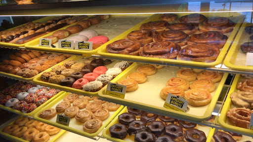 Donut Shop «Daylight Donuts», reviews and photos, 9517 Fredericksburg Rd, San Antonio, TX 78240, USA