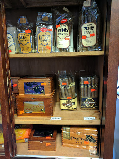 Tobacco Shop «Smokey discount tobacco», reviews and photos, 2316 E Main St, Plainfield, IN 46168, USA