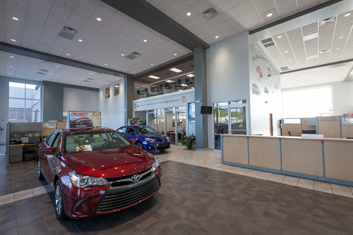 Toyota Dealer «Swope Toyota», reviews and photos, 1085 N Dixie Hwy, Elizabethtown, KY 42701, USA