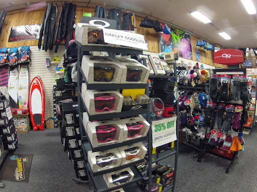 Outdoor Sports Store «2nd Wind Sports», reviews and photos, 202 State St, Hood River, OR 97031, USA