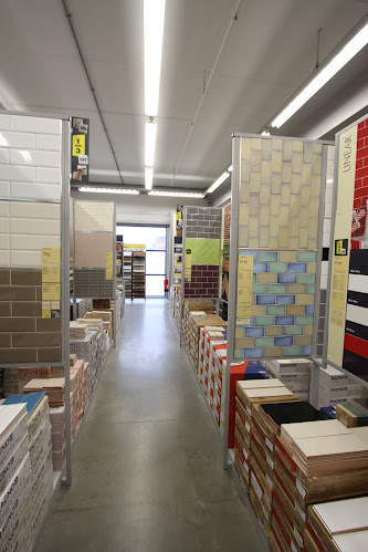 Reviews of Topps Tiles Enderby in Leicester - Hardware store