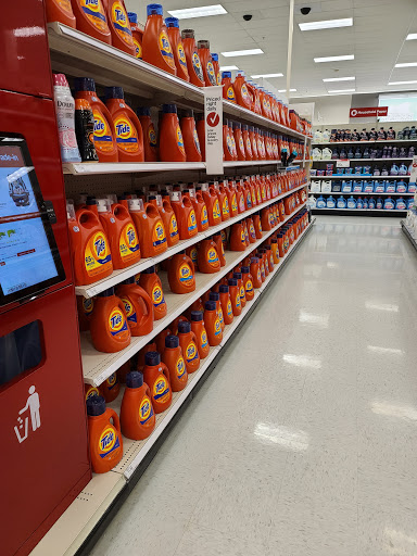 Department Store «Target», reviews and photos, 600 Hatton Dr, Glen Mills, PA 19342, USA