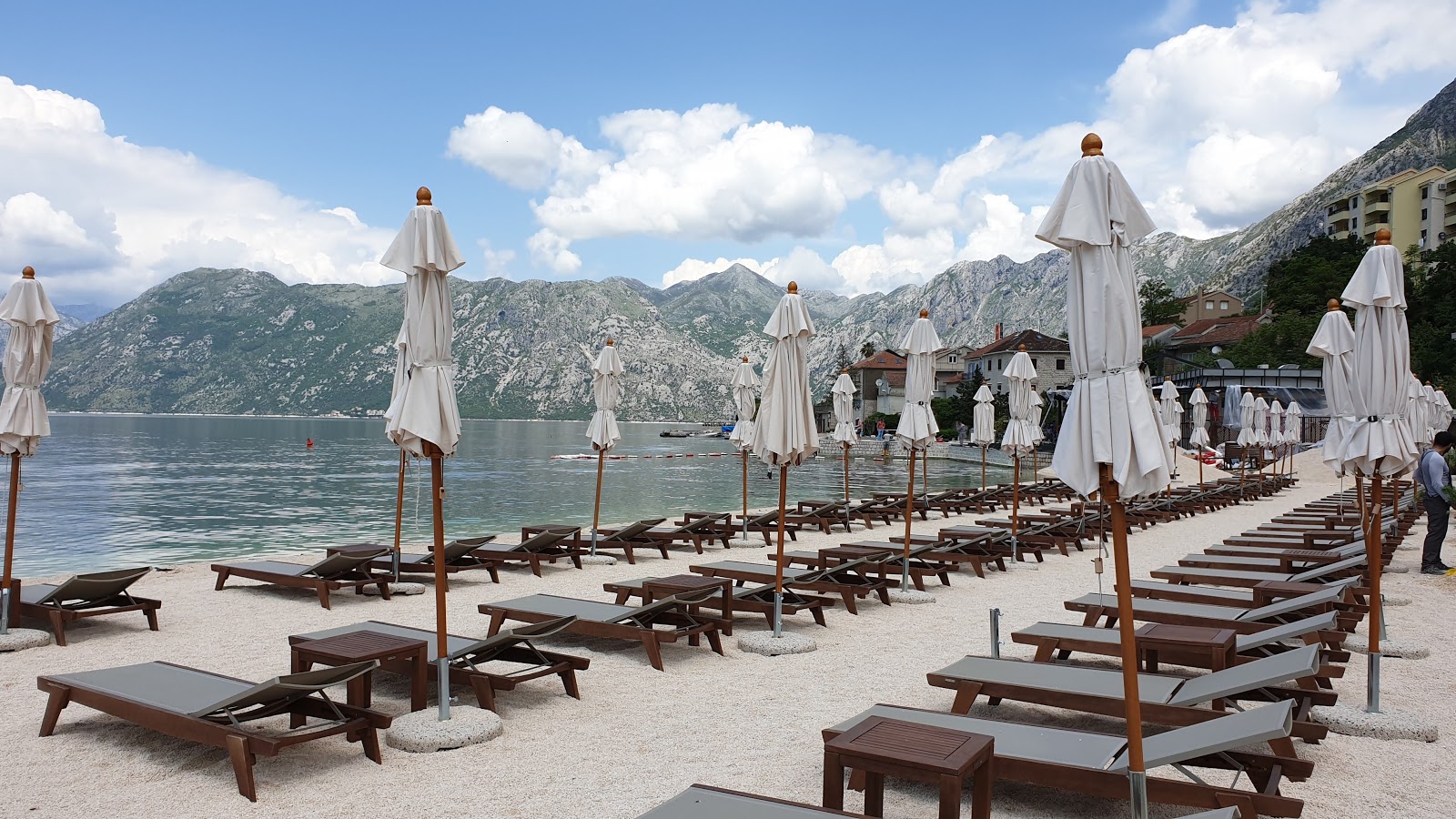 Foto van Huma Kotor Strand hotelgebied
