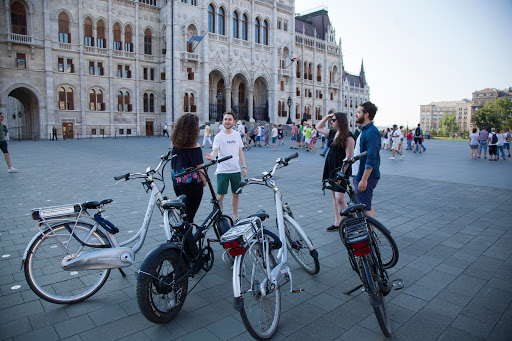 Ebike & Bike Tours, Bike rental - iBikeBudapest