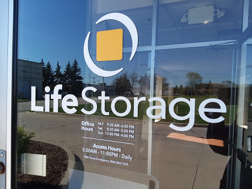 Self-Storage Facility «Life Storage», reviews and photos, 426 S Westgate St, Addison, IL 60101, USA