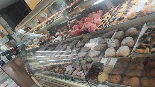 Pasticceria Sciacca Via Montenero, 19, 04017 San Felice Circeo LT, Italia