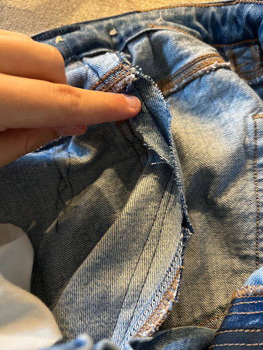 Dry Cleaner «Zee Cleaners & Taylor», reviews and photos, 158 Main St, Northborough, MA 01532, USA