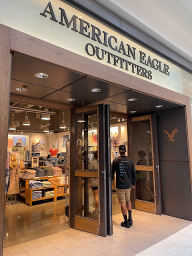 Shopping Mall «Fashion Outlets of Chicago», reviews and photos, 5220 Fashion Outlets Way, Rosemont, IL 60018, USA