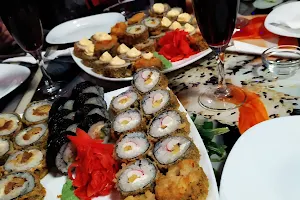 Khatiko Dostavka Sushi I Roll V Markse image