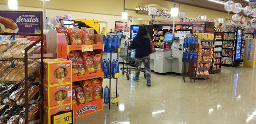 Grocery Store «Safeway», reviews and photos, 1801 W 11th St, Tracy, CA 95376, USA
