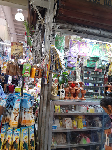 Candle shops in Leon