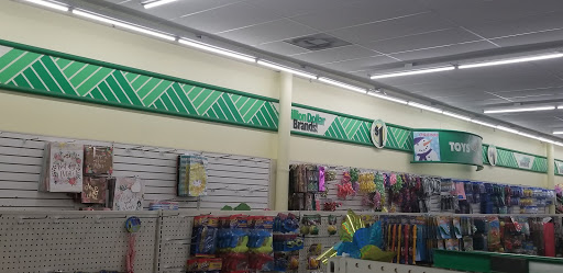 Dollar Store «Dollar Tree», reviews and photos, 1604 N Locust Ave c, Lawrenceburg, TN 38464, USA