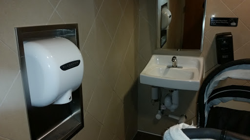 Movie Theater «Regal Cinemas Great Northern Mall 10 & RPX», reviews and photos, 450 Great Northern Blvd, North Olmsted, OH 44070, USA