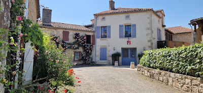 Parking à Fourcès à Fourcès