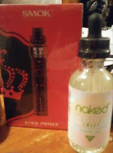 Tobacco Shop «Smoke Zone Smoke Shop», reviews and photos, 920 Main St, Willimantic, CT 06226, USA