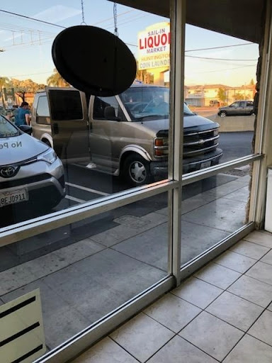 Laundromat «Huntington Coin Laundry», reviews and photos, 234 Adams Ave, Huntington Beach, CA 92648, USA