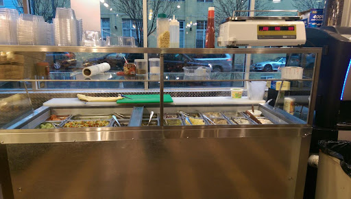 Grocery Store «Chestnut Grocery», reviews and photos, 700 Myrtle Ave, Brooklyn, NY 11205, USA