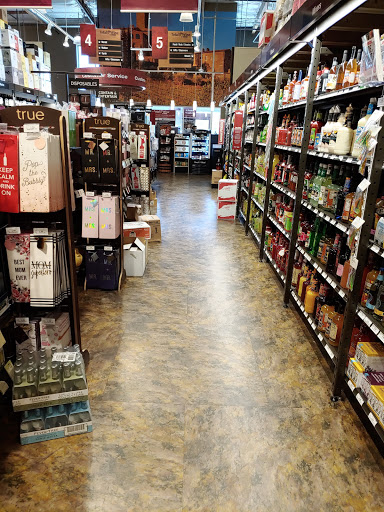 Shopping Mall «Villaggio Shopping Center», reviews and photos, 7959 N Blackstone Ave, Fresno, CA 93720, USA