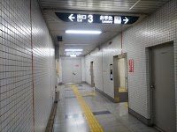 二条城前駅 構内多機能トイレ(改札外)