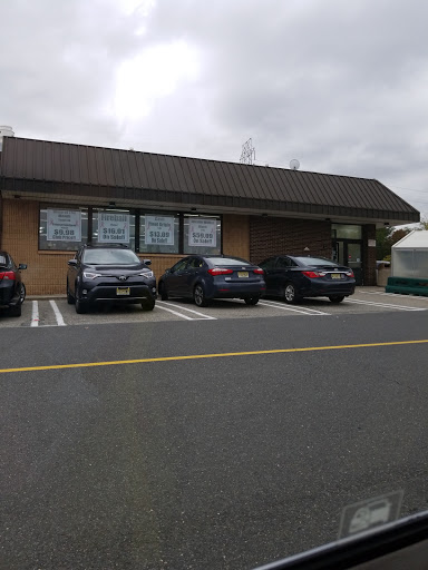 Liquor Store «Morris Plains Bottle King», reviews and photos, 246 Littleton Rd, Morris Plains, NJ 07950, USA