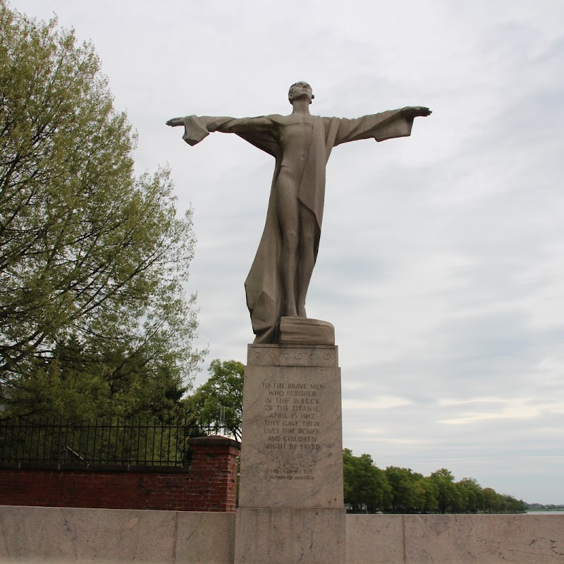 Titanic Memorial