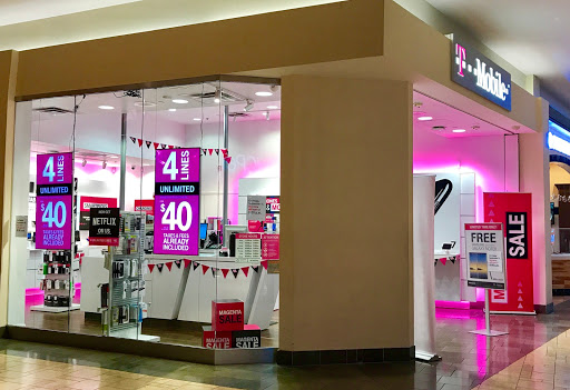 T-Mobile, 80 W County Center #1235, Des Peres, MO 63131, USA, 