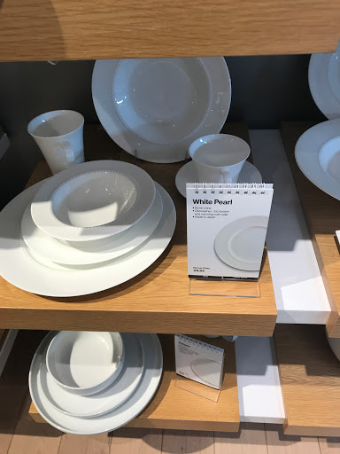 Furniture Store «Crate and Barrel», reviews and photos, 3400 Around Lenox Dr, Atlanta, GA 30326, USA