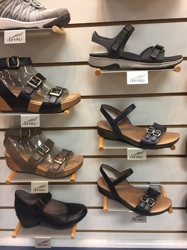 Shoe Store «Sole Perfection Shoes», reviews and photos, 1203 SE Everett Mall Way R, Everett, WA 98208, USA