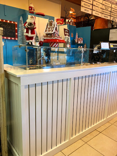 Gift Shop «Sleighbells Of Sherwood (Seasonal Business Open July1-December 23)», reviews and photos, 23855 SW 195th Pl, Sherwood, OR 97140, USA