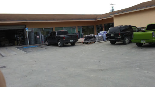 Hardware Store «Bonanza Hardware Ent Inc», reviews and photos, 22538 SW 177th Ave, Miami, FL 33170, USA