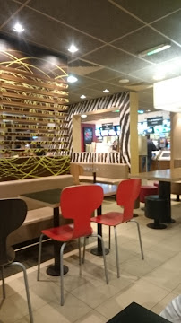 Atmosphère du Restauration rapide McDonald's à Ifs - n°17
