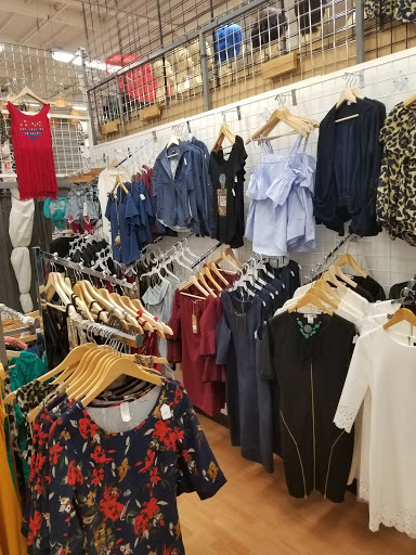 Clothes market Anaheim