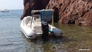 Photo n°13 de NARBO NAUTIC à Fleury ()