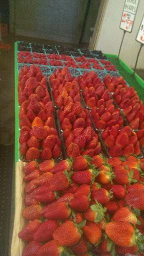 Grocery Store «Top of the Hill Quality Produce», reviews and photos, 5325 NE 4th St, Renton, WA 98059, USA