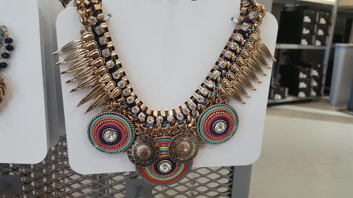 Shopping Mall «Kittery Premium Outlets», reviews and photos, 375 US-1, Kittery, ME 03904, USA