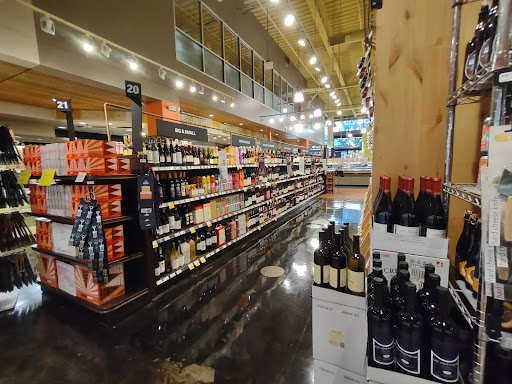 Grocery Store «Whole Foods Market», reviews and photos, 1210 NW Couch St, Portland, OR 97209, USA